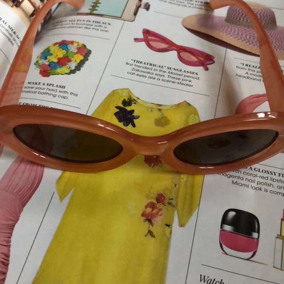 Tan rimmed sunglasses - Picture 4 of 6